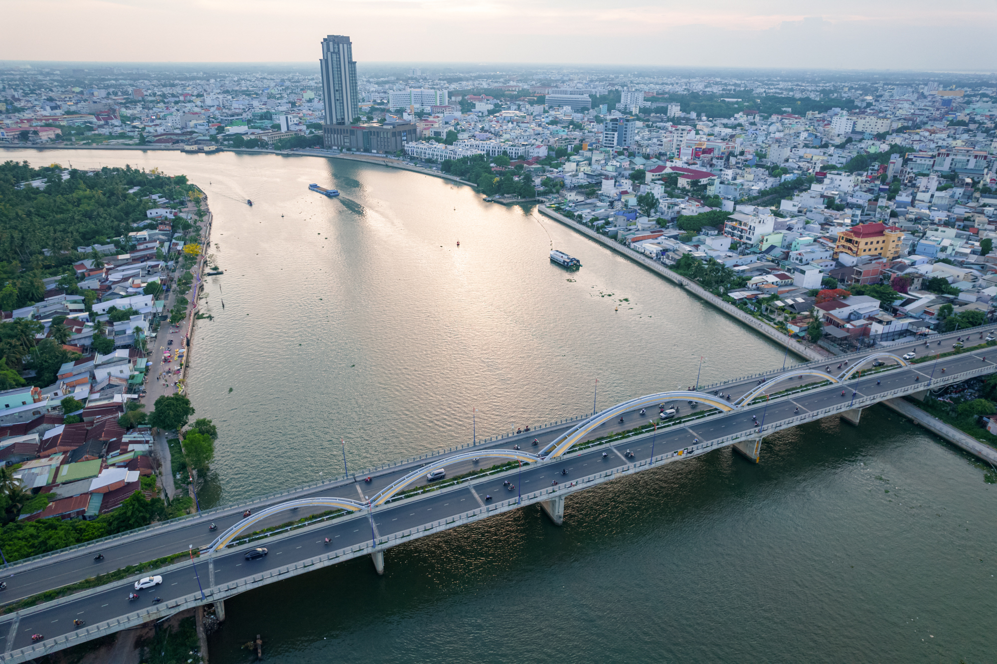 Loạt dự án nghìn tỷ đổ bộ thủ phủ miền Tây: Từ cao tốc trục dọc đến Trung tâm hành chính mới- Ảnh 12. Loạt dự án nghìn tỷ đổ bộ thủ phủ miền Tây: Từ cao tốc trục dọc đến Trung tâm hành chính mới- Ảnh 12.