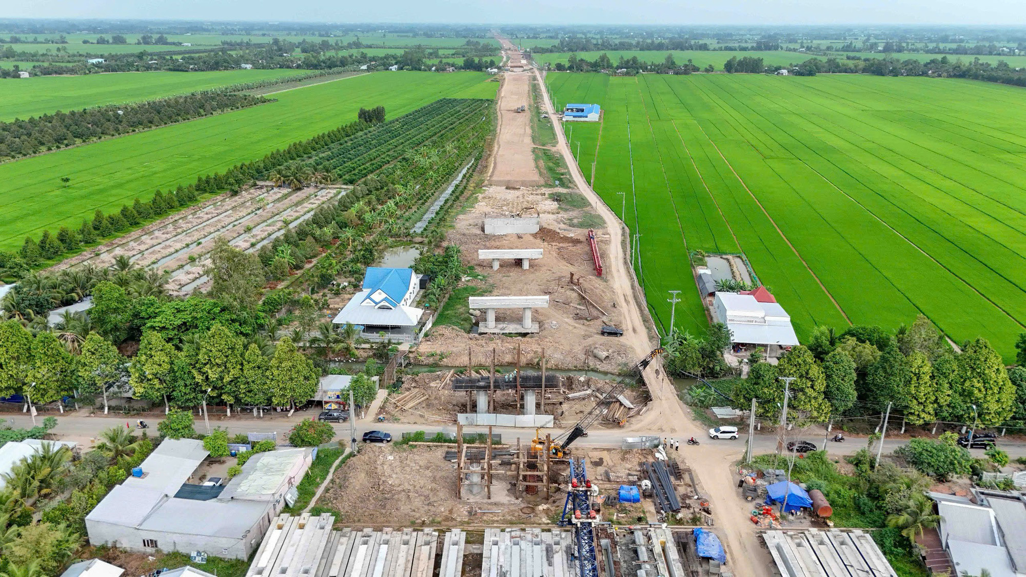 Loạt dự án nghìn tỷ đổ bộ thủ phủ miền Tây: Từ cao tốc trục dọc đến Trung tâm hành chính mới- Ảnh 6. Loạt dự án nghìn tỷ đổ bộ thủ phủ miền Tây: Từ cao tốc trục dọc đến Trung tâm hành chính mới- Ảnh 6.