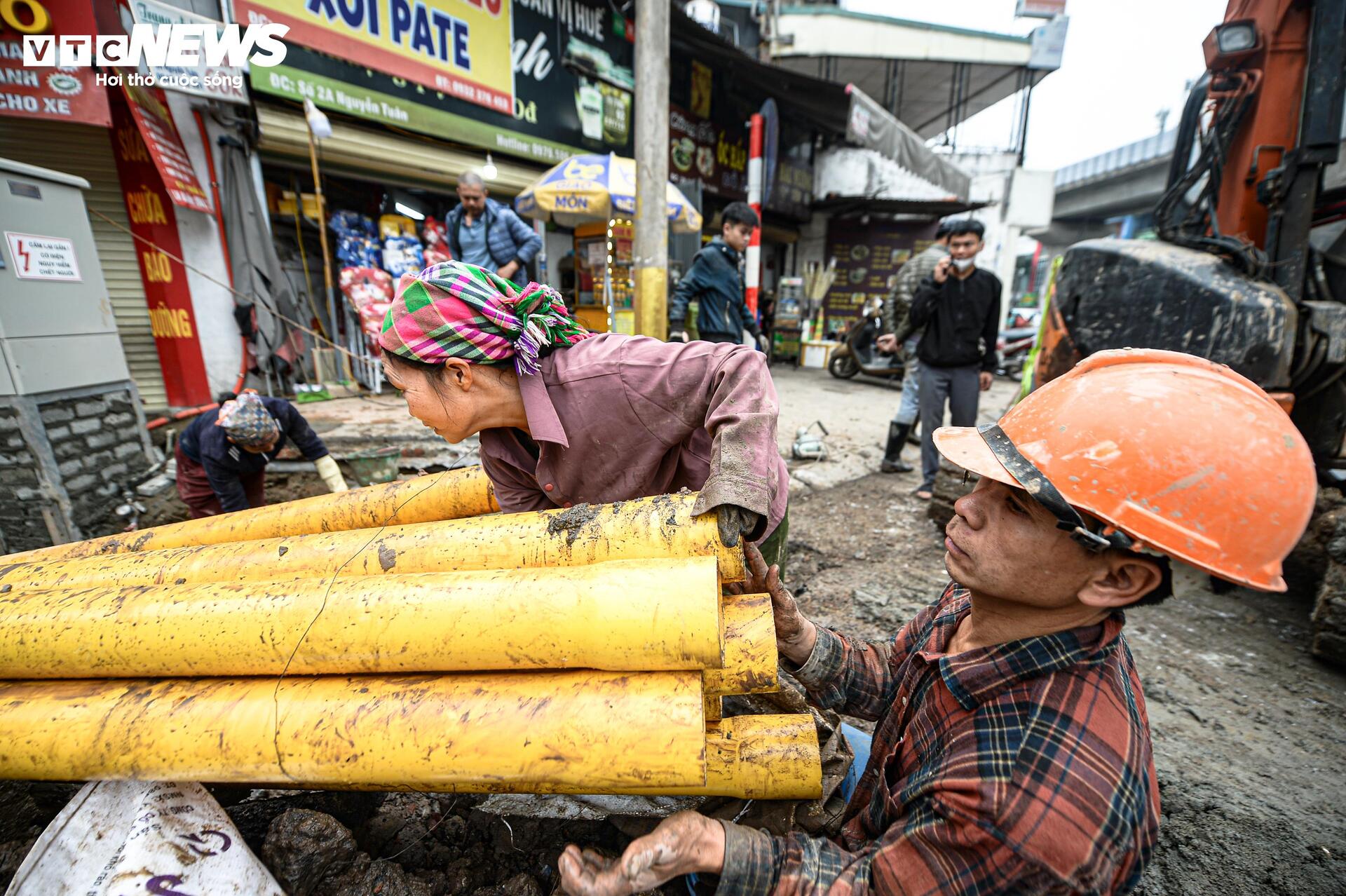 duong-400-ty-thanh-kenh-bun-dan-bac-cau-tam-vao-nha-giap-tet-12051574-1770917659385-17709176595651917065847