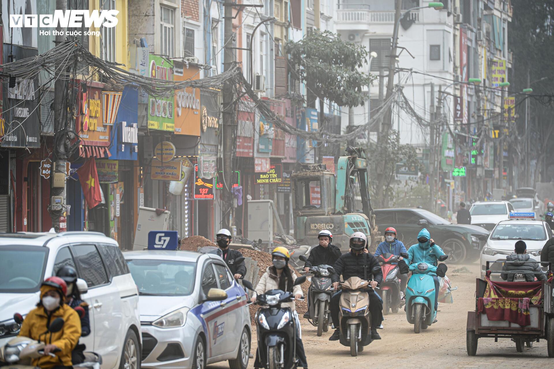 duong-400-ty-thanh-kenh-bun-dan-bac-cau-tam-vao-nha-giap-tet-9-12103778-1770917678401-1770917678588843162549