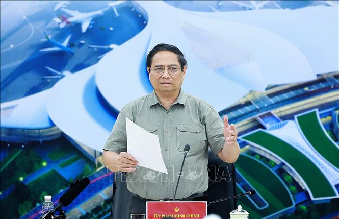 Thủ tướng Phạm Minh Chính: Không để ách tắc trong triển khai dự án sân bay Long Thành - Ảnh 1.
