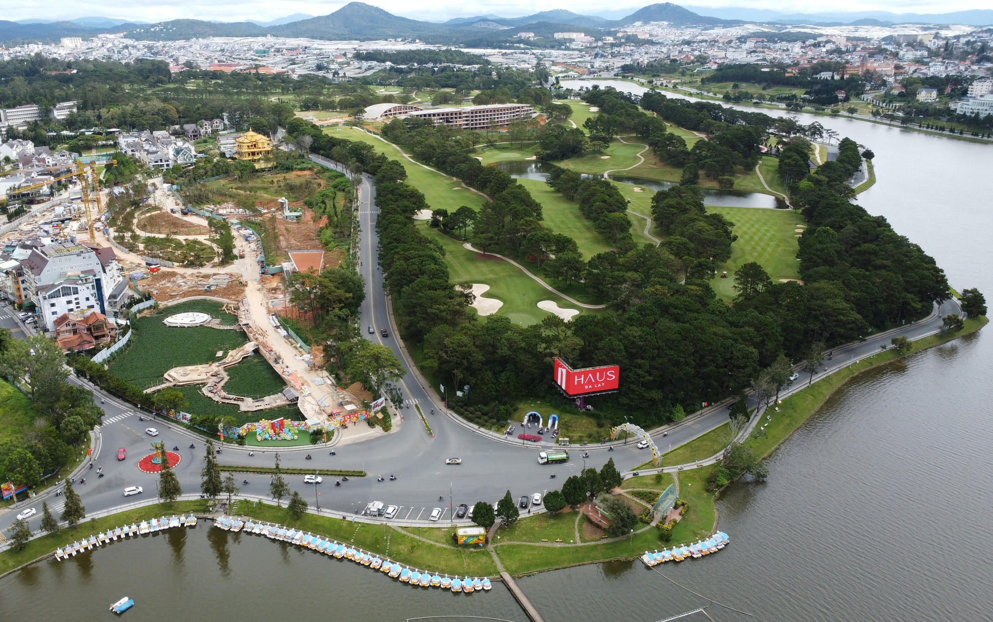 dji0013-1772532339298394725721-1772545663164-1772545663439205514373 Kiên quyết xử lý các vi phạm để tháo gỡ vướng mắc hàng trăm dự án - Ảnh 3.