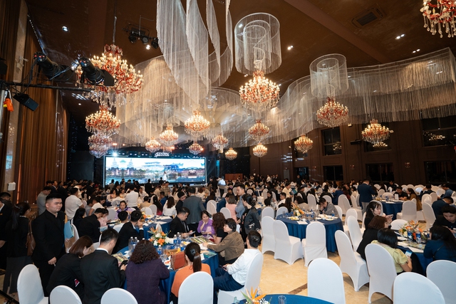 Taseco Land mở bán bất động sản quảng trường tại Thái Nguyên, tạo đà cho kế hoạch tăng trưởng 2026- Ảnh 1. Taseco Land mở bán bất động sản quảng trường tại Thái Nguyên, tạo đà cho kế hoạch tăng trưởng 2026- Ảnh 1.