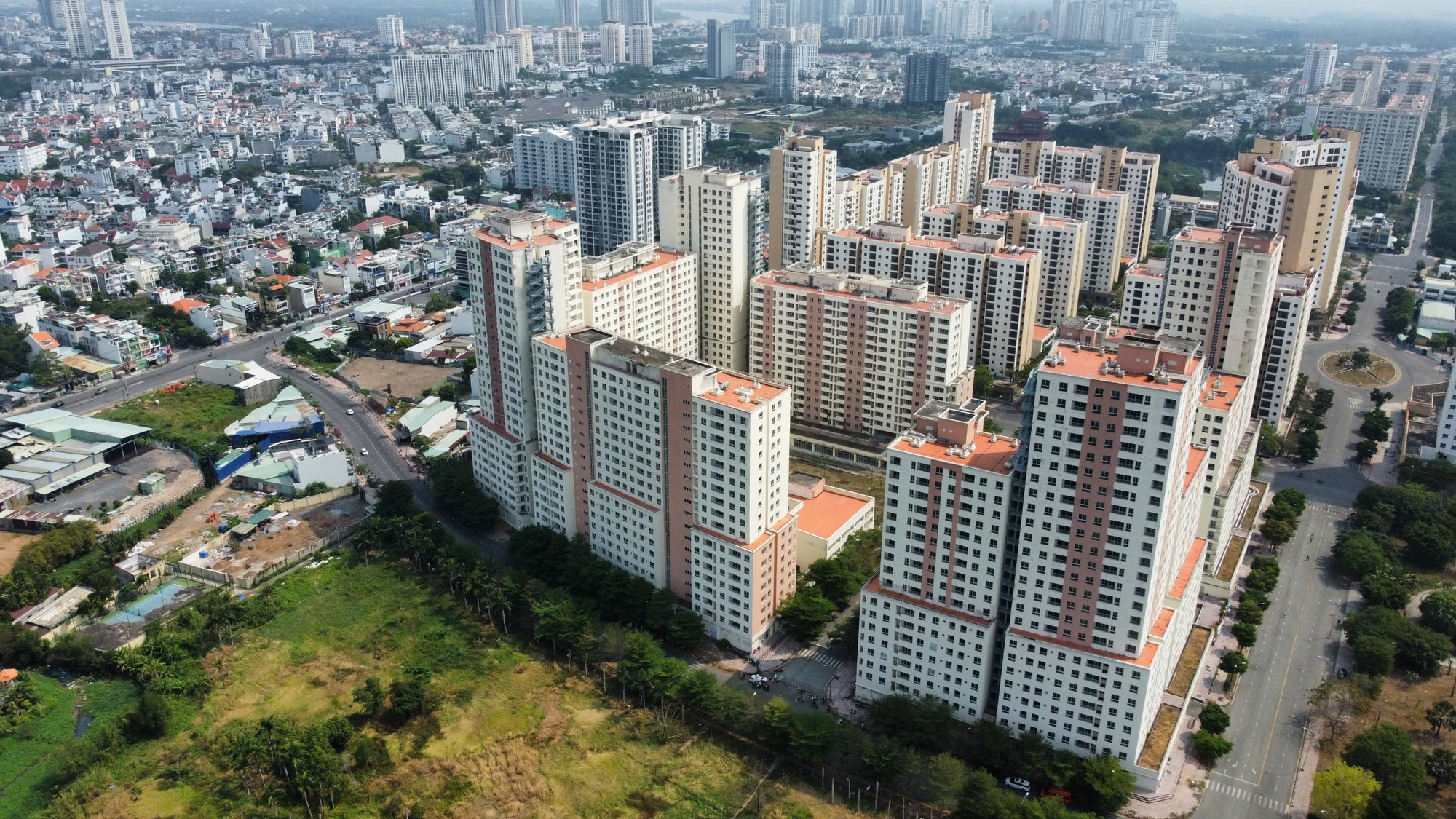 Đấu giá 3 . 790 Căn hộ tái định cư Thủ Thiêm: Hành trình hồi sinh đất vàng 2026 - Ảnh 2. Đấu giá 3 . 790 Căn hộ tái định cư Thủ Thiêm: Hành trình hồi sinh đất vàng 2026 - Ảnh 2.