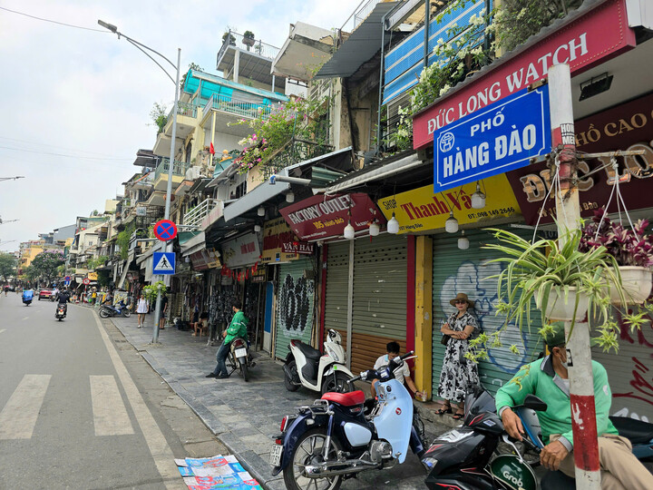 Hà Nội quy hoạch tầm nhìn 100 năm, 'đất vàng' phố cổ có biến mất?- Ảnh 1. Hà Nội quy hoạch tầm nhìn 100 năm, 'đất vàng' phố cổ có biến mất?- Ảnh 1.
