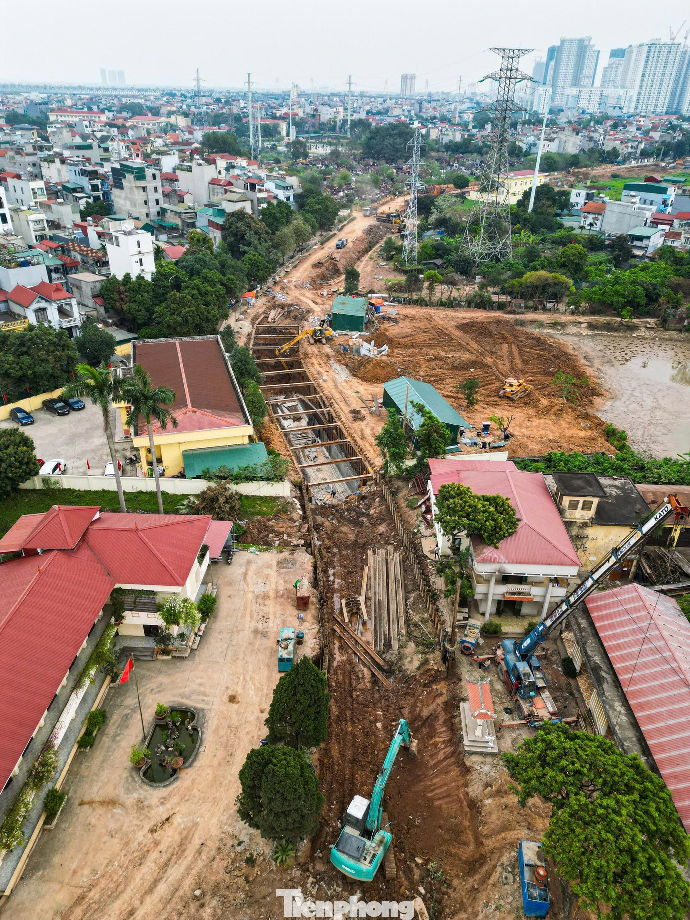 tp-t13-1773636368340-177363636849299075820 Toàn cảnh đại công trường 920 tỷ giải cứu ngập úng phía Tây Bắc Thủ đô - Ảnh 6.